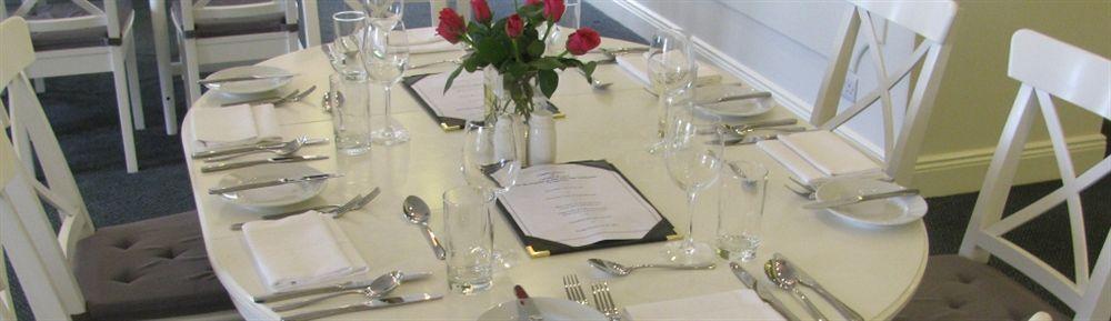 Walter Raleigh Hotel Йол Екстериор снимка