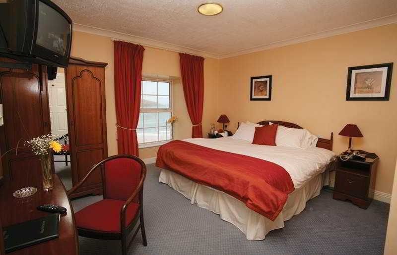 Walter Raleigh Hotel Йол Екстериор снимка