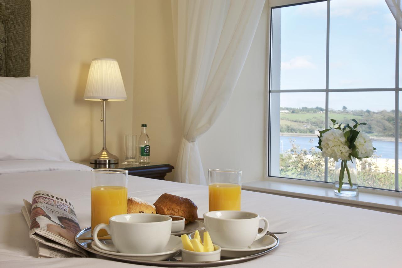 Walter Raleigh Hotel Йол Екстериор снимка